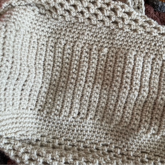 handmade crocheted market bag - Picture 5 of 5